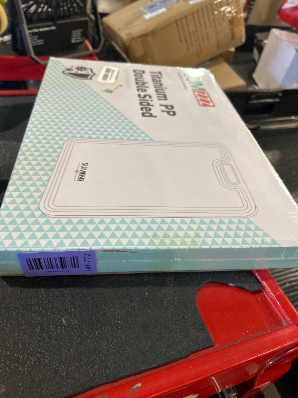 View 2 of ***FACTORY SEALED***
Sumzzz Titanium/PP Double-Sided Cutting Board Set (15.5"x10.5", 12"x8.5")