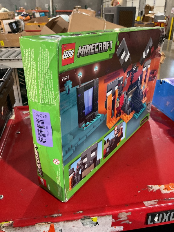 View 2 of ***UNKNOWN IF MISSING PARTS***LEGO Minecraft Wither Battle Building Set (21590)