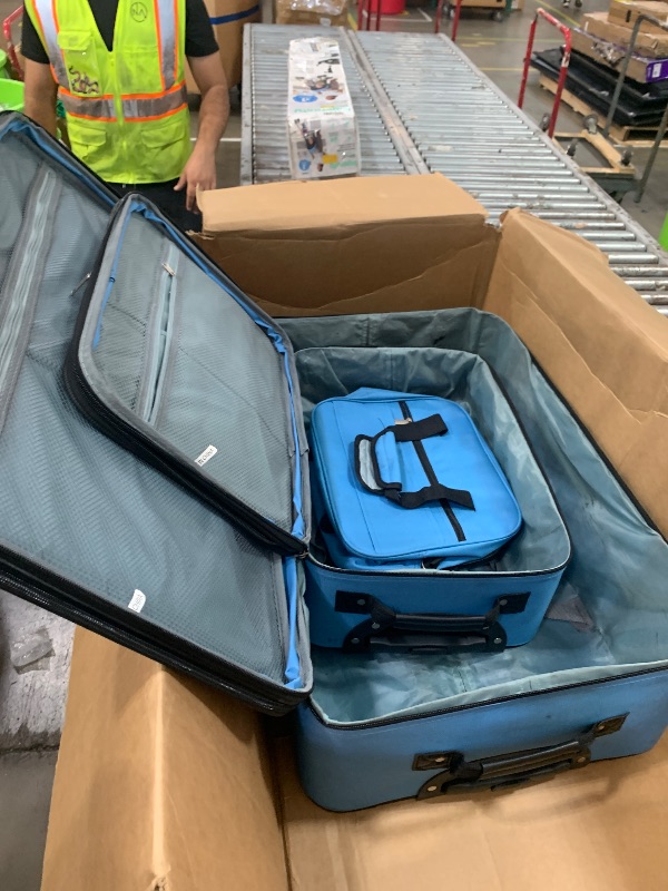 View 5 of ***** SEE NOTES ********* Rockland 4-Piece Expandable Luggage Set, Blue