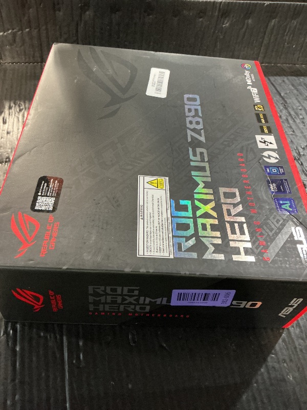 View 5 of ***BENT PINS AND HEAVILY USED***
ASUS ROG Maximus Z890 Hero Motherboard