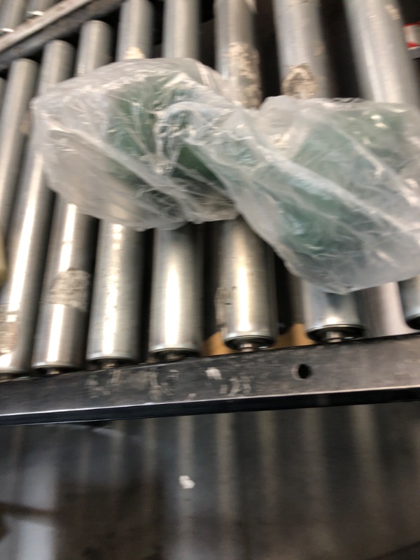 View 3 of ***MISSING 1***
Amazon Basics Neoprene Hexagonal Dumbbells (Pair) - 20 Pounds, Dark Green