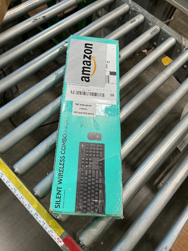 View 2 of [MISSING PARTS] Logitech MK295 Full Size Silent Wireless Keyboard Mouse Combo - Graphite