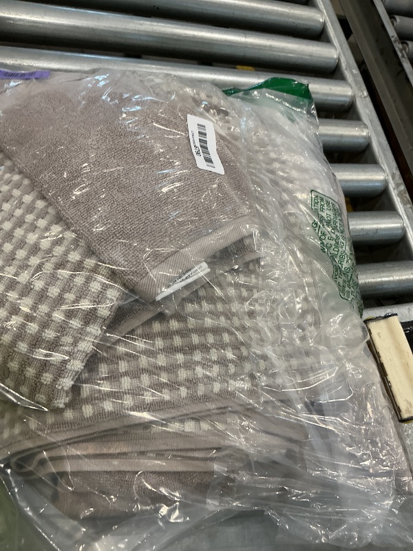 View 2 of [TOWELS ARE DISCOLORED/DAMAGED] Modern Threads 6 Piece Bath Towel Set - 100% Cotton Waffle