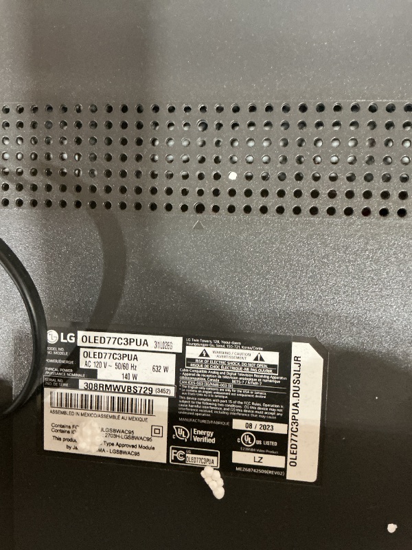 Photo 1 of LG 77-Inch OLED evo C6 4K Smart TV