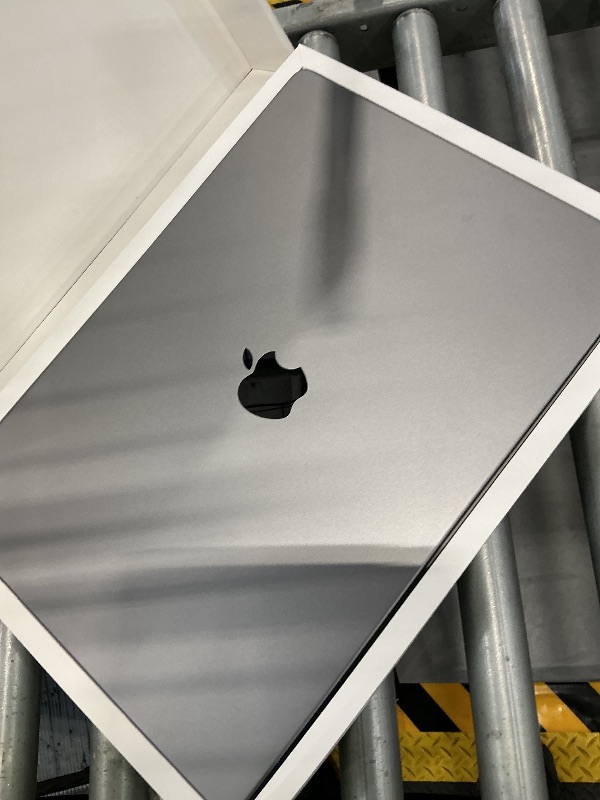 Photo 1 of Apple MacBook Pro 16-inch M1 Pro (1TB SSD, 16GB RAM)