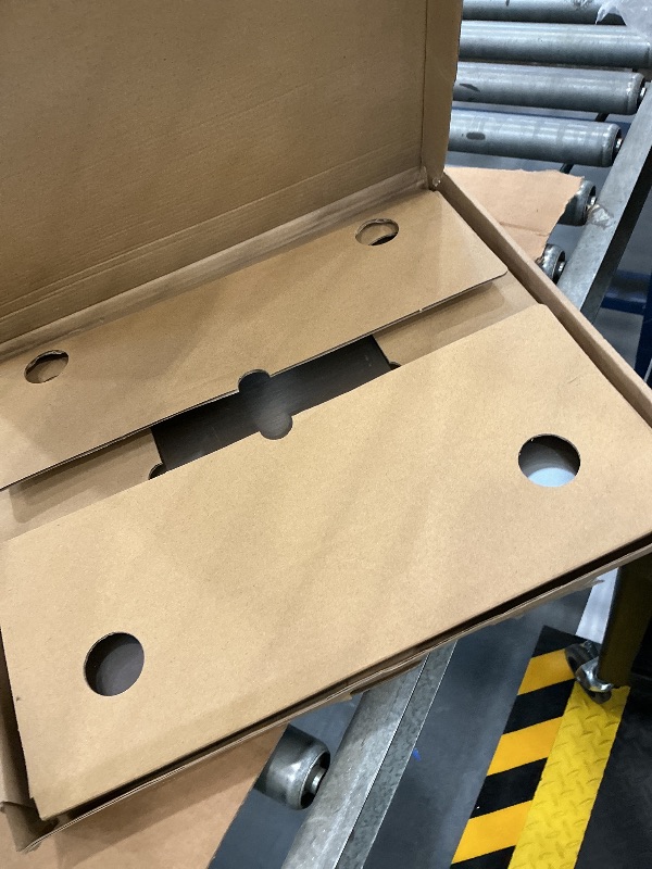 Photo 1 of KUAIVO 660 lb Shipping Scale