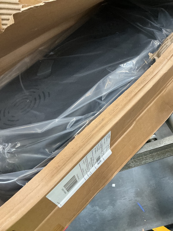 Photo 1 of Thule Bassinet, Extendable Canopy, Ventilated Base & Mattress, Fits Glide 3, Urban Glide 3 & 4-Wheel, Sleek 2 and Spring 2 Strollers