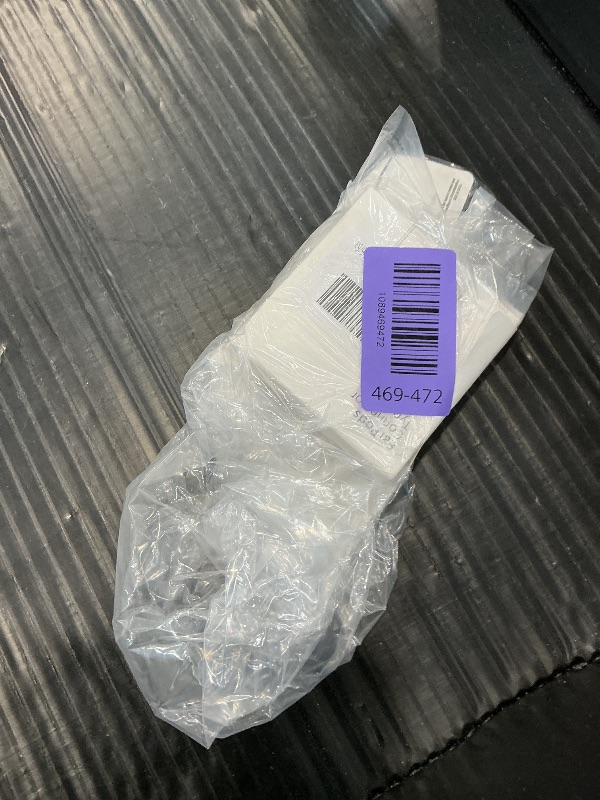 Photo 1 of Zynora 2-Pack USB-C Wired Earbuds