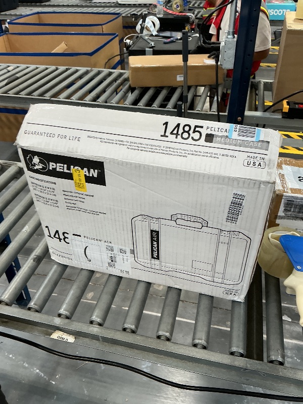 Photo 1 of Pelican Air 1485 Case With Foam - Black