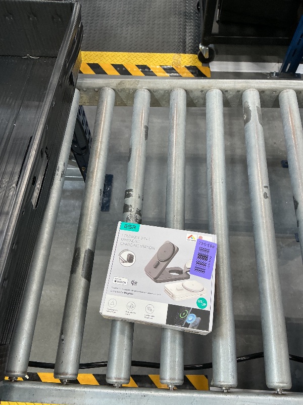 Photo 1 of ESR 3-in-1 Foldable Wireless Charging Station