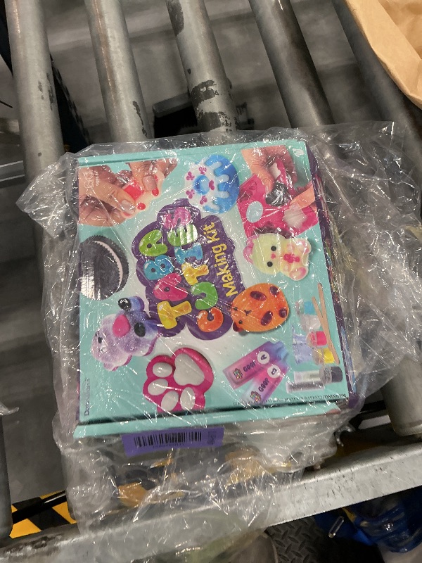 Photo 1 of Dan&Darci Taba Squishy Making Kit