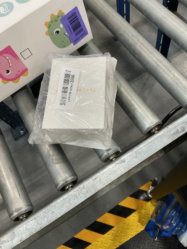 Photo 1 of Miracase MagSafe Car Mount - Carbon Black