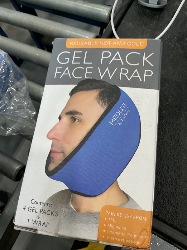 Photo 1 of LotFancy Face Ice Pack Wrap with 4 Gel Packs