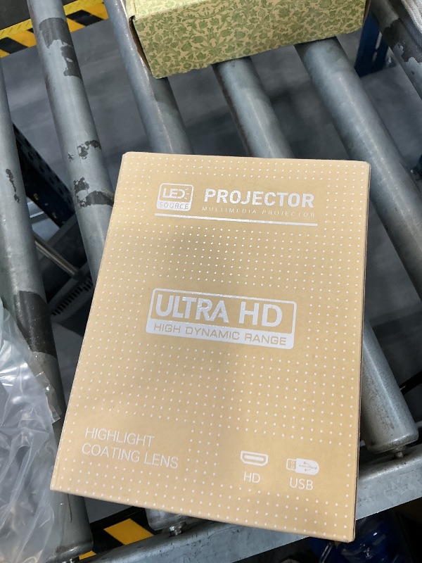 Photo 1 of Sainyer Mini Projector 4K Support