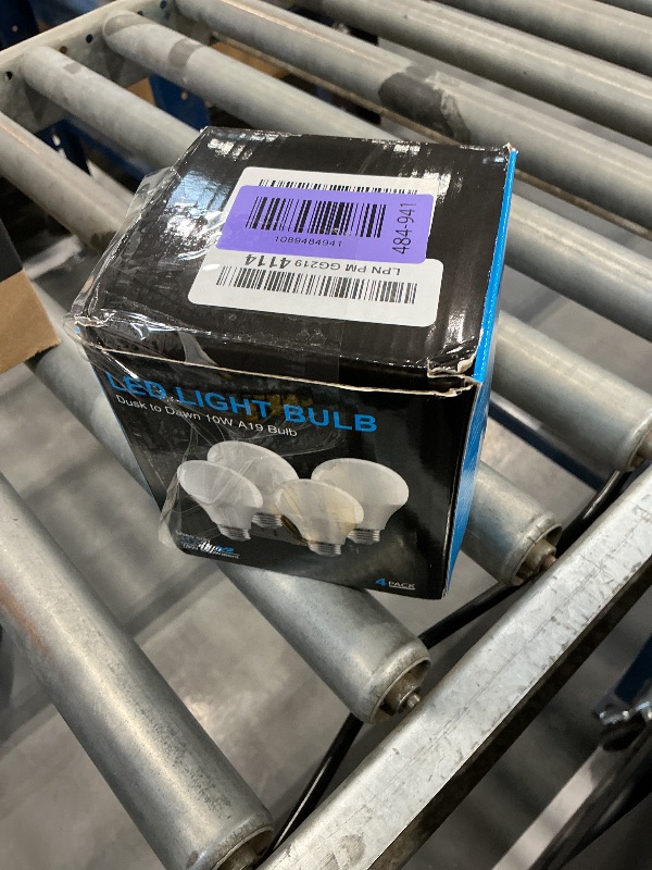 Photo 1 of SETEN 4-Pack Dusk to Dawn LED Bulbs