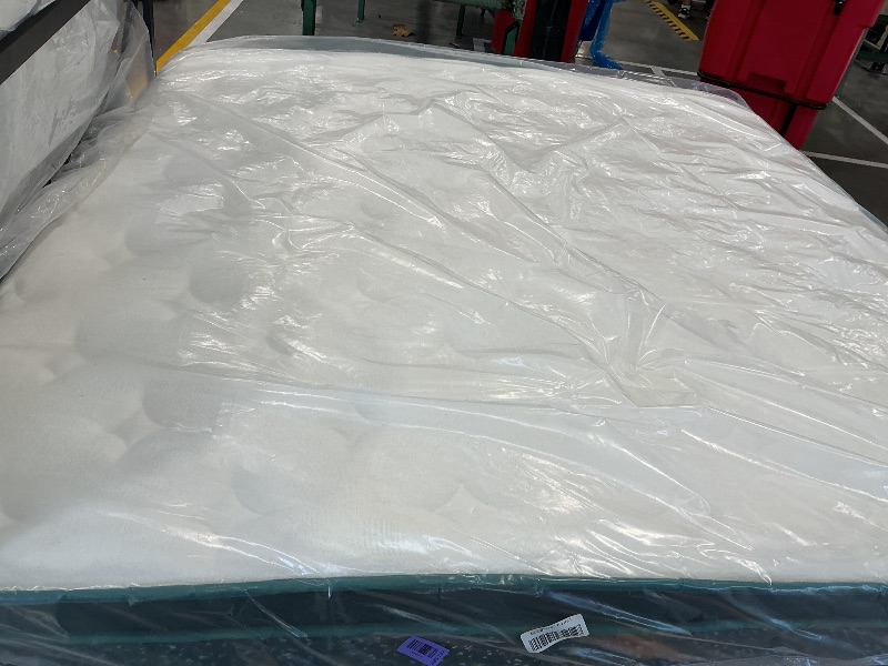 Photo 1 of PCUKEM King 12" Hybrid Mattress