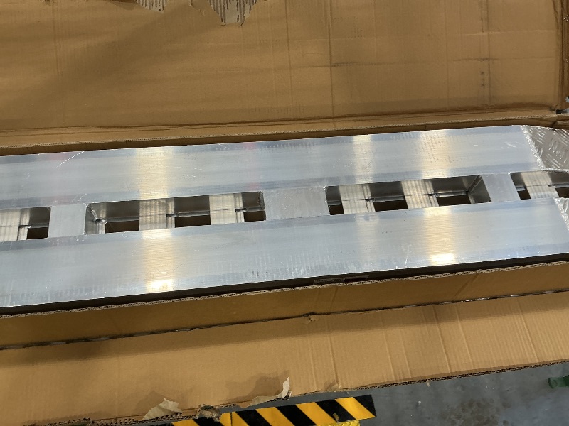 Photo 1 of VEVOR Aluminum Ramps, 60" L x 12" W, 2Pcs