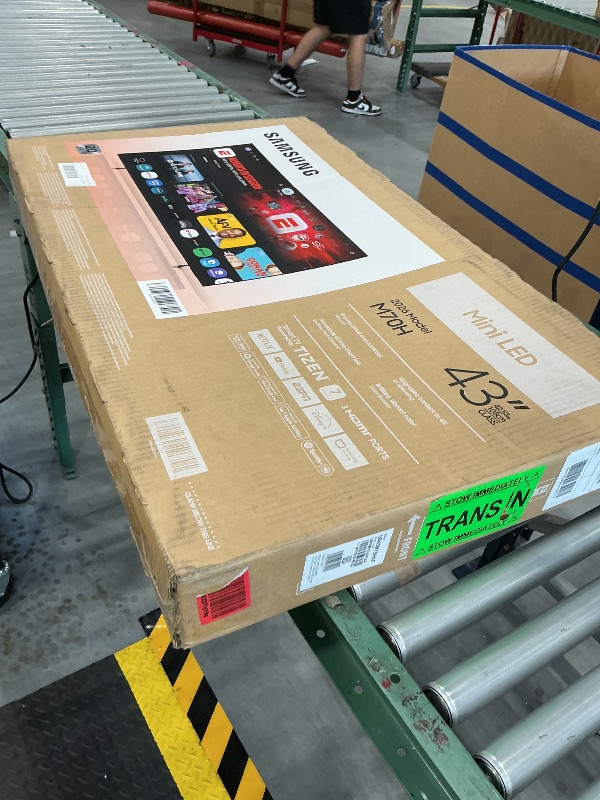 View 2 of sell for parts
Samsung 43-Inch Class M70H Series, Mini LED, 4K, Smart TV, 2026 Model