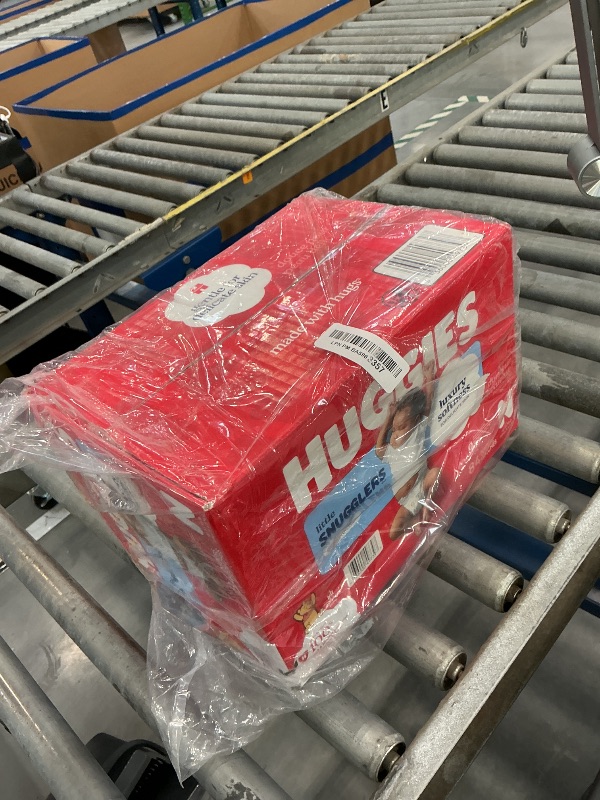 Photo 1 of Huggies Little Snugglers Newborn Diapers, 84 Count