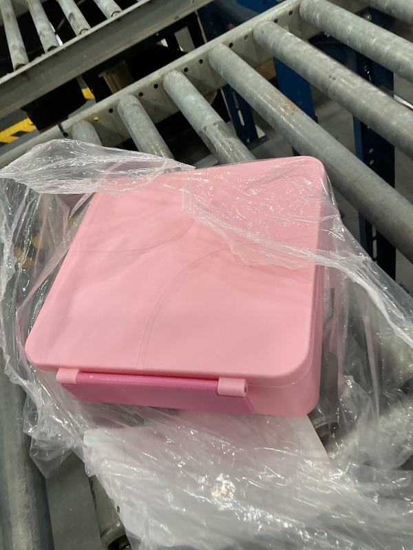 Photo 1 of Lunch box