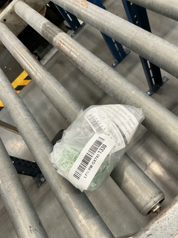 Photo 1 of uxcell M6x10mm Machine Screws