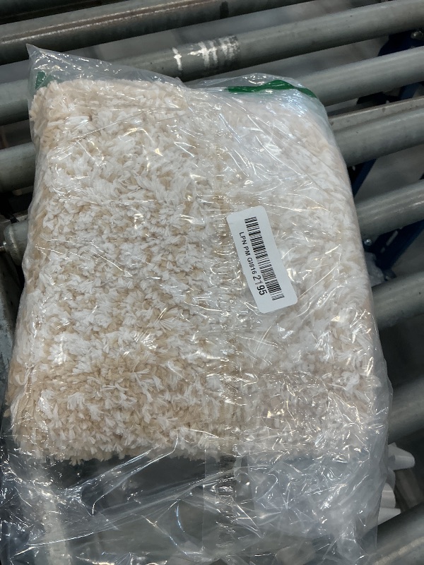 Photo 1 of OLANLY Microfiber Bath Rug 24" x 16"