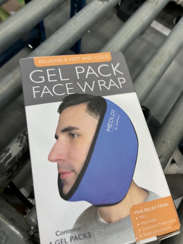 Photo 1 of LotFancy Face Ice Pack Wrap with 4 Gel Packs