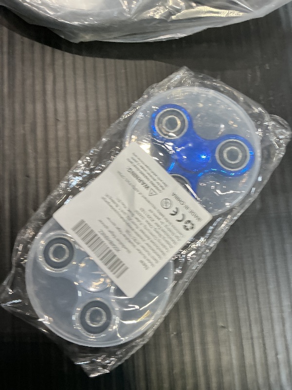 Photo 1 of Gigilli Fidget Spinner 2 Pack