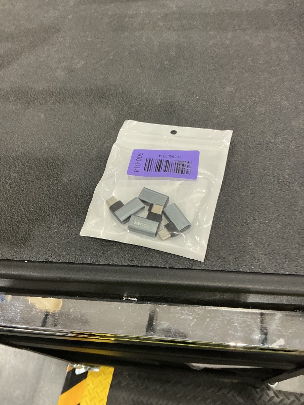 Photo 1 of AGVEE 90 Degree USB-C Adapter
