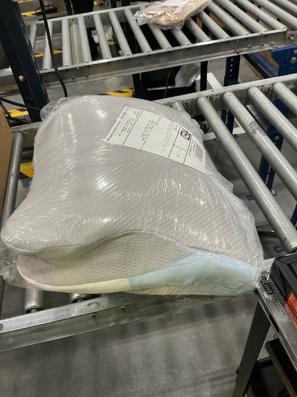 Photo 1 of ROPU Cervical Memory Foam Pillow - White/Blue
