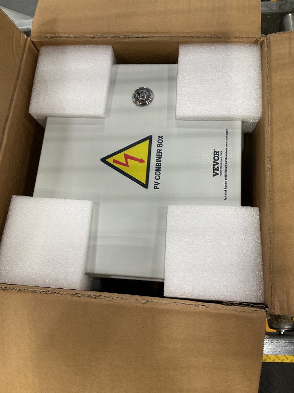 Photo 1 of VEVOR 6-String PV Combiner Box with 10A Fuses, 63A Breaker