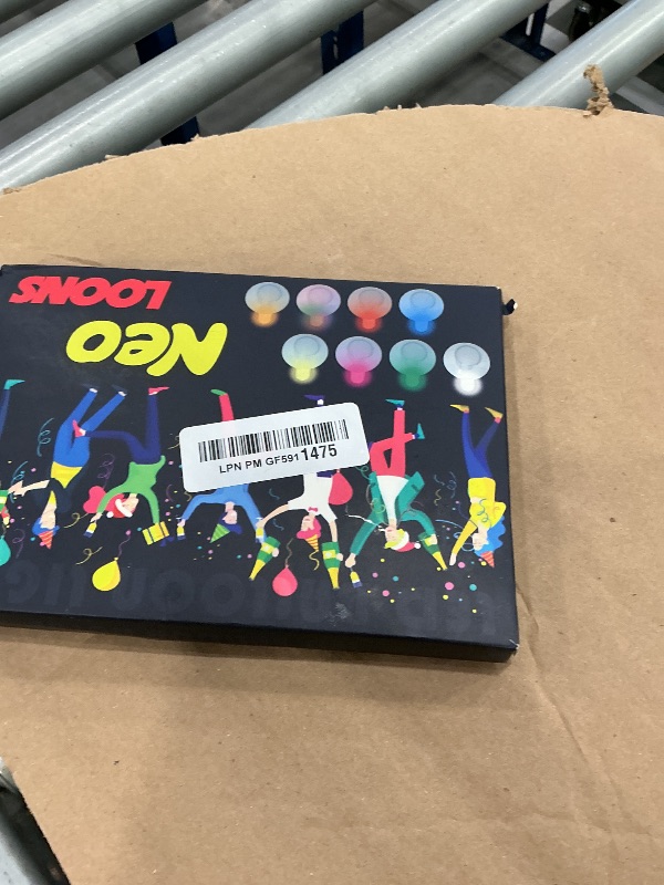 Photo 1 of Neo LOONS 100-Pc Green LED Balloon Lights