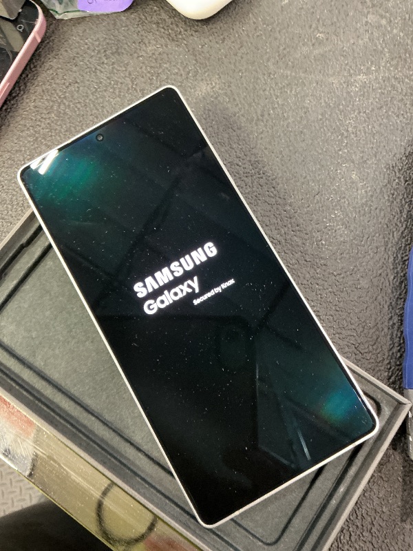 Photo 1 of Samsung Galaxy S25 Ultra 512GB AI Smartphone Titanium Whitesilver