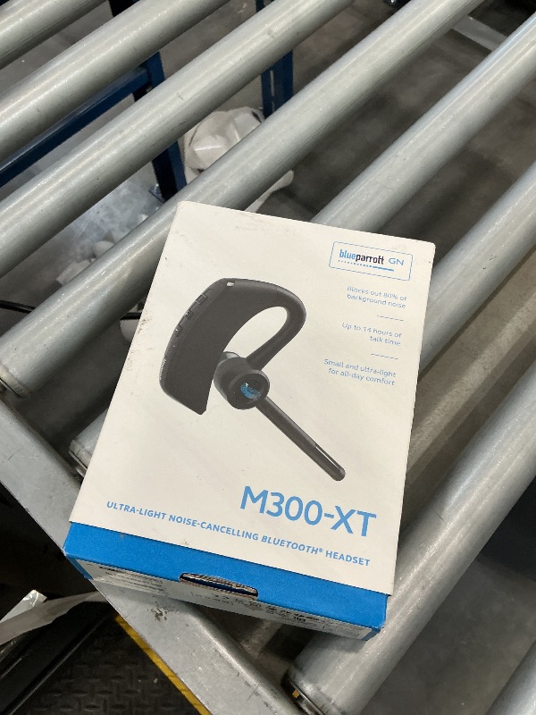Photo 1 of BlueParrott M300-XT Mono Bluetooth Headset
