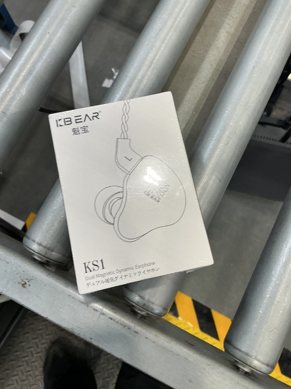 Photo 1 of YINYOO KS1 In-Ear Monitor Headphones
