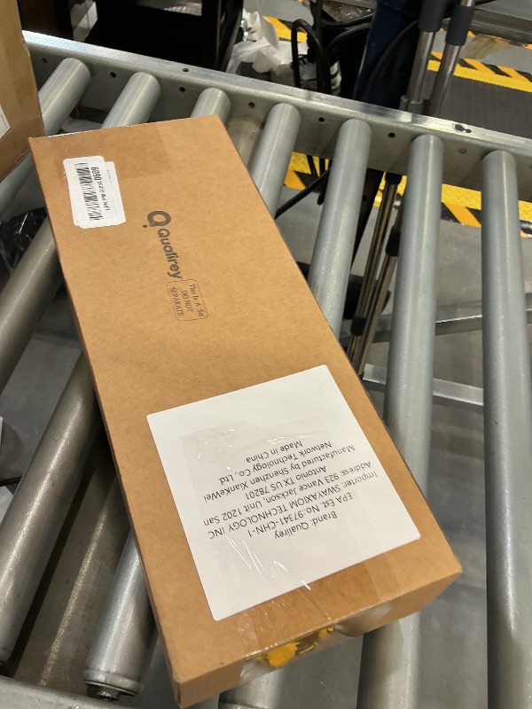 Photo 1 of Qualirey 6 Pcs Mole Trap Set with Marker Signs