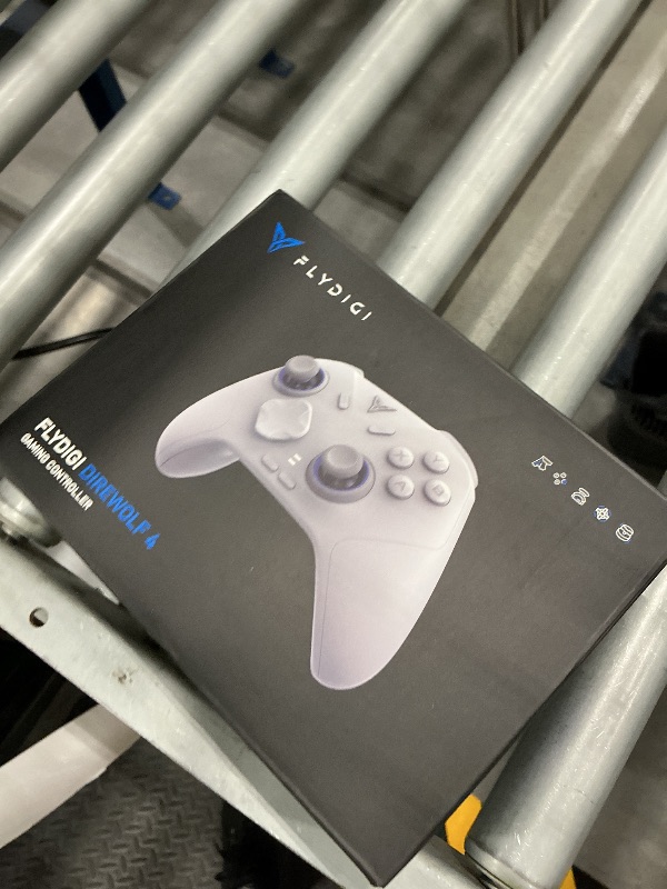 Photo 1 of FLYDIGI Direwolf 4 PC Controller