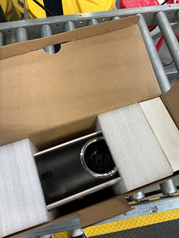 Photo 1 of HAPPRUN H1 Native 1080P Mini Projector