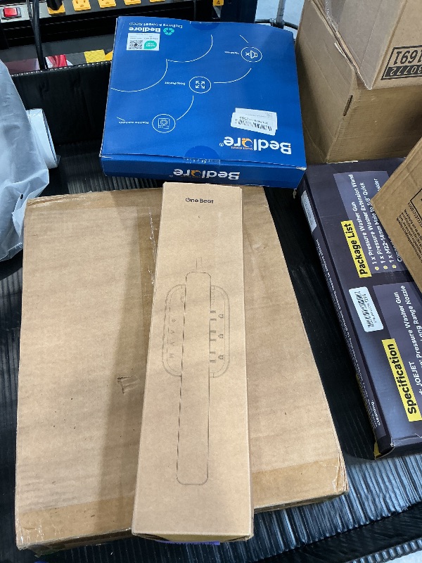Photo 1 of One Beat LED Desk Lamp Power Strip with USB-C