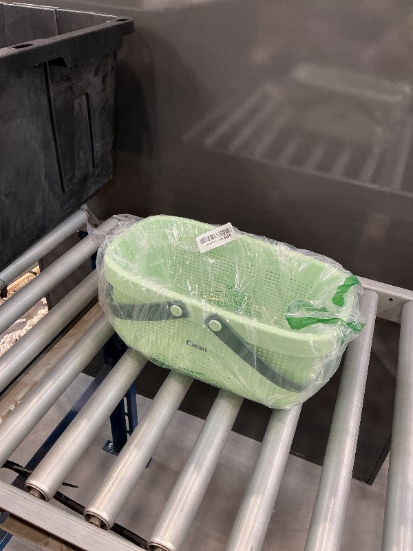 Photo 1 of JiatuA Plastic Storage Basket with Handle - Green