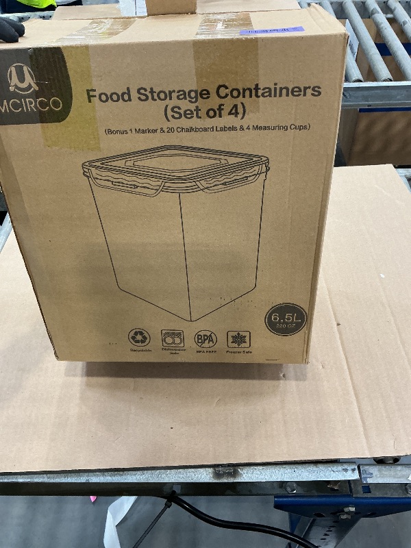 Photo 1 of M MCIRCO 4 Pack Food Storage Containers 6.5L Clear