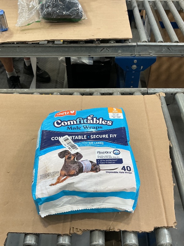 Photo 1 of Hartz Comfitables Disposable Male Dog Wraps, Size Small, 40 Count