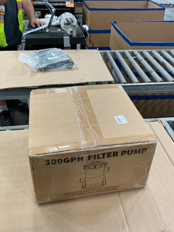 Photo 1 of DeeprClean 300GPH Pool Filter Pump - Blue-grey