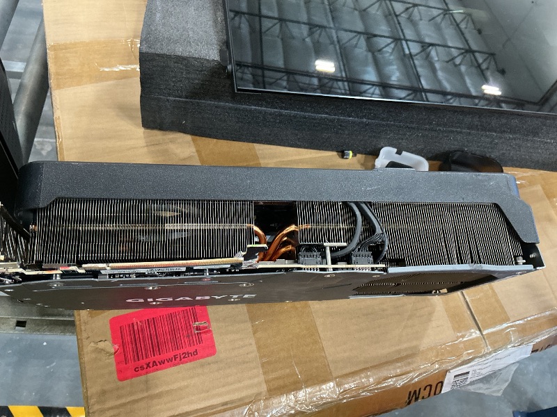 Photo 1 of Corsair Vengeance i7400 Series Gaming PC - Liquid Cooled Intel® Core™ i9 12900K CPU - NVIDIA® GeForce RTX™ RTX 4090 GPU - 2TB M.2 SSD - 64GB Vengeance RGB DDR5 Memory - Black