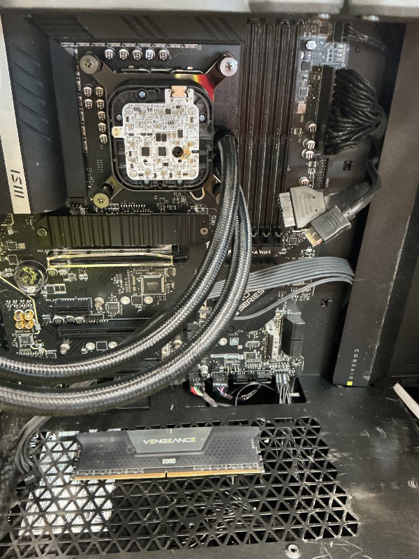 Photo 1 of Corsair Vengeance i7400 Series Gaming PC - Liquid Cooled Intel® Core™ i9 12900K CPU - NVIDIA® GeForce RTX™ RTX 4090 GPU - 2TB M.2 SSD - 64GB Vengeance RGB DDR5 Memory - Black