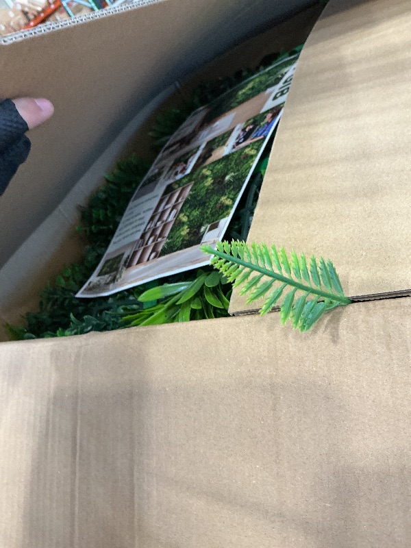 Photo 1 of DOPGIB Artificial Boxwood Plant Panel - Green, 20"x20"