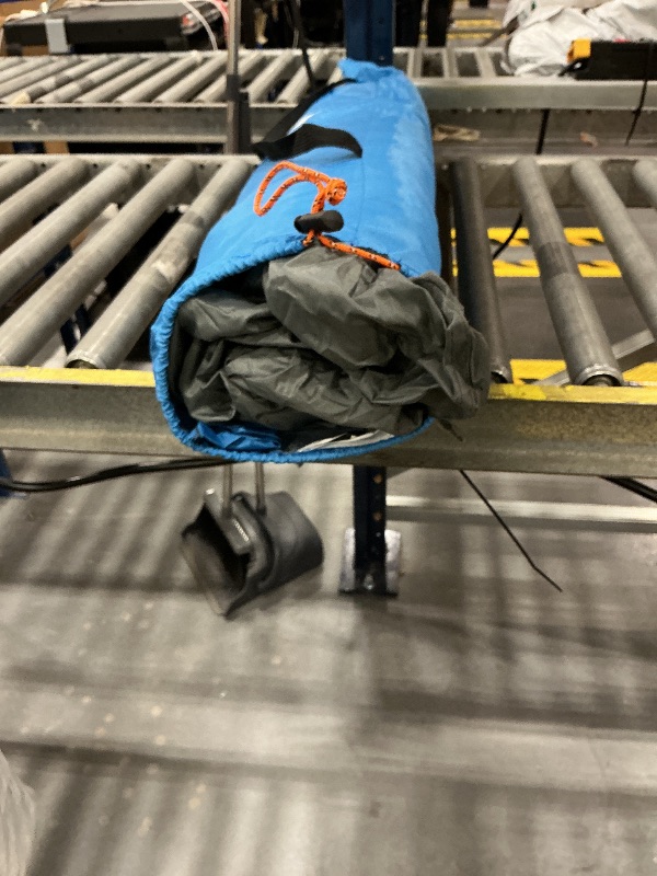 Photo 1 of Oileus Beach Tent, Items may be missing