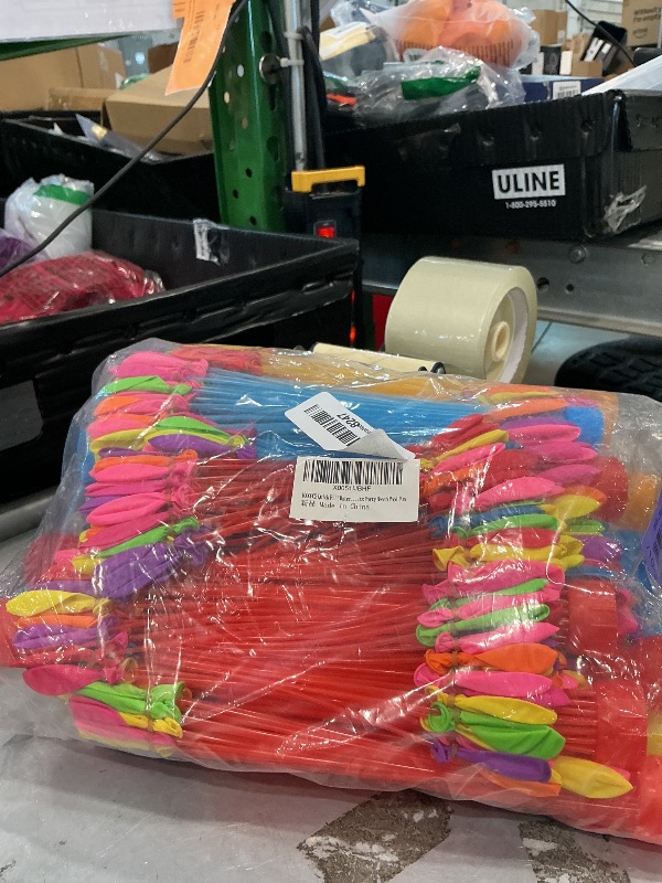 View 1 of 1000 pcs quick fill water balloons