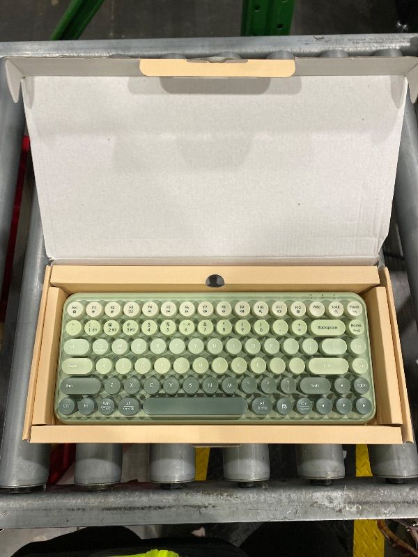 View 3 of [Missing Receiver] Cloud-W Mini Bluetooth Keyboard, 85-Key Typewriter Round Keys (Green Color)