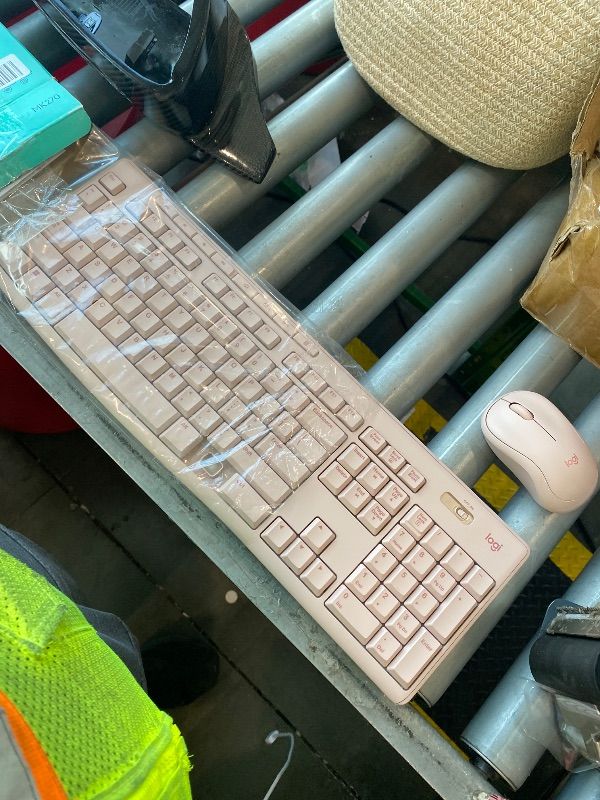 View 3 of [Missing Button and Receiver] Logitech MK270 Wireless Keyboard and Mouse Combo - Rose